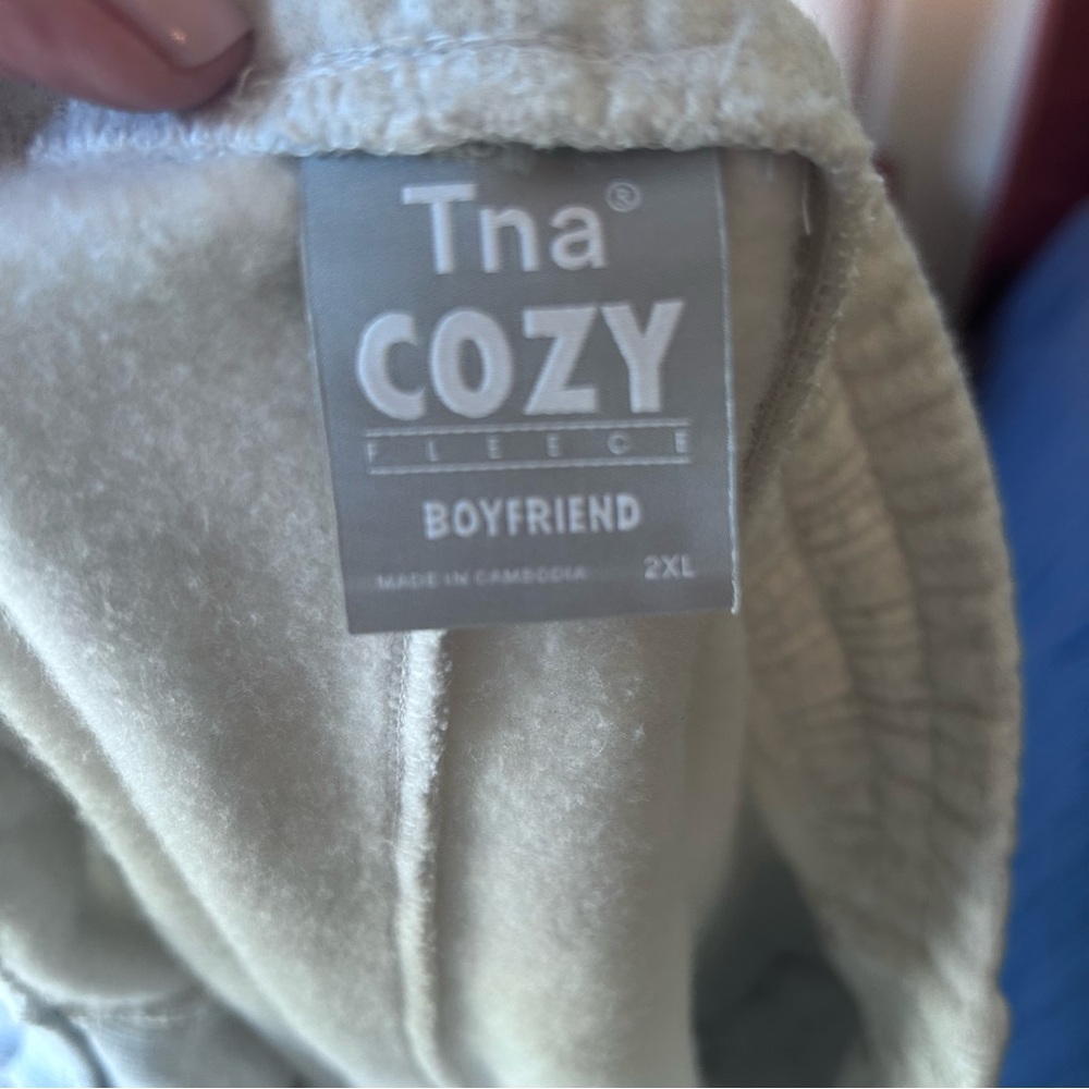 TNA Cozy BF Heather Cloud Gray Drawstring Athletic 5” Shorts, Women’s XXL - Picture 7 of 8